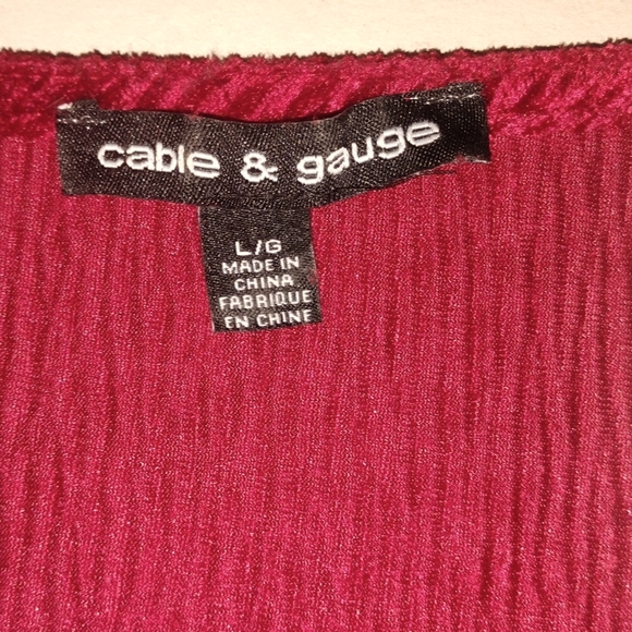 Ruby Reds Sweater - Picture 4 of 6